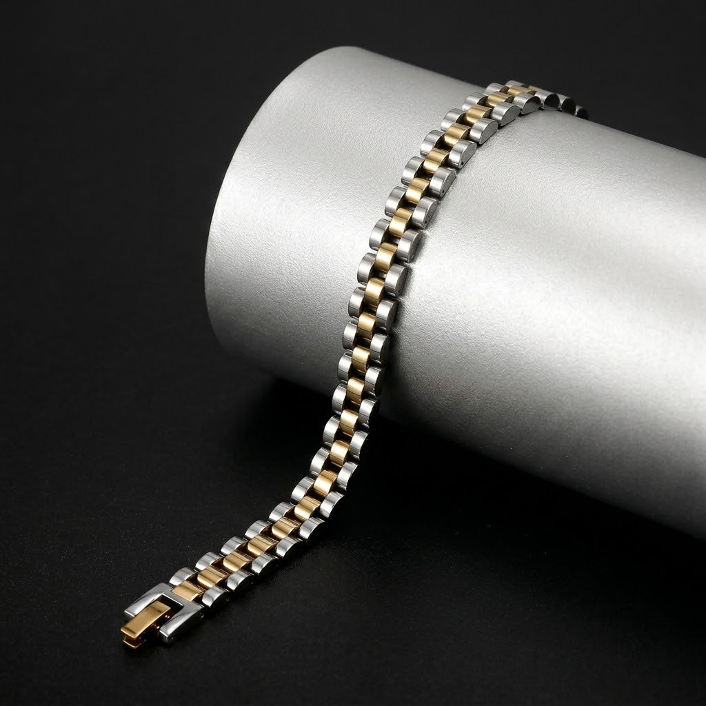 Monogram Interlocking Series | Woven Franco Mesh Bracelet with Engraved Circular Crest