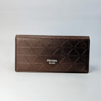 Premium Textured Leather Long Wallet – Brown | Elegant Bi-Fold Men’s Wallet