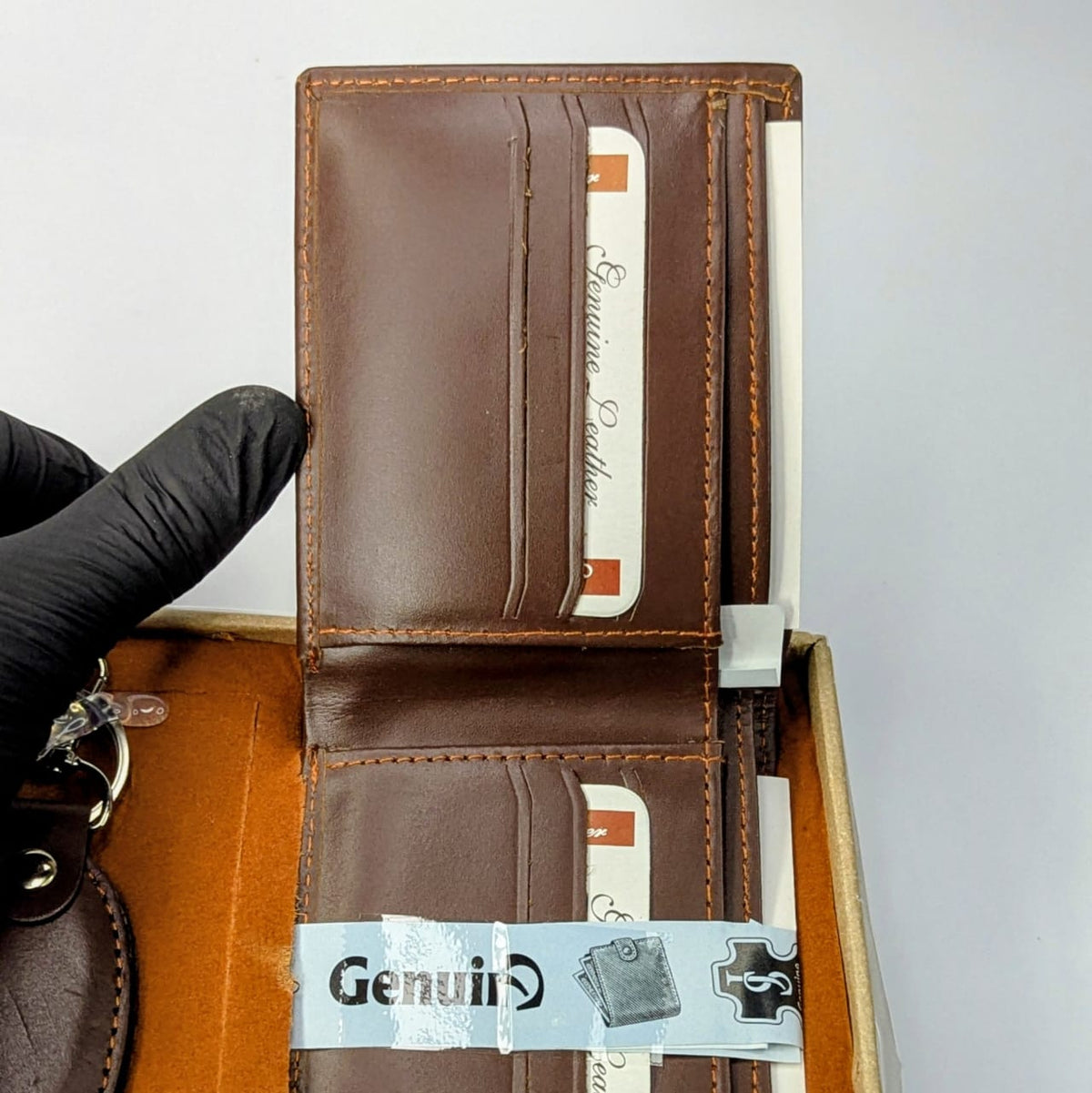 Executive Men’s Genuine Leather Wallet & Keychain Gift Set