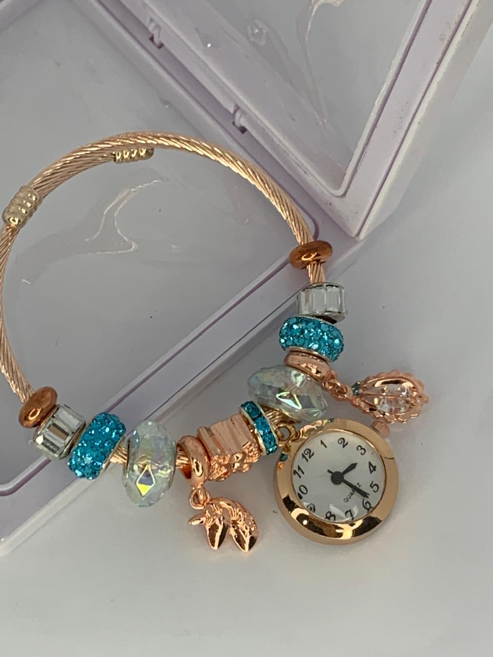 Women's Luxe Bangle Quartz Wristwatch