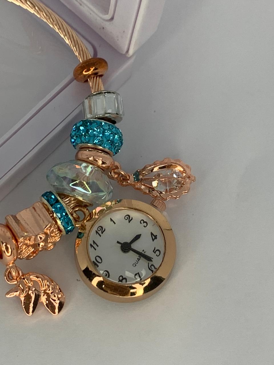 Women's Luxe Bangle Quartz Wristwatch
