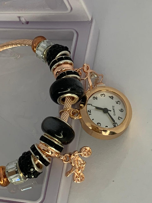 Women's Luxe Bangle Quartz Wristwatch